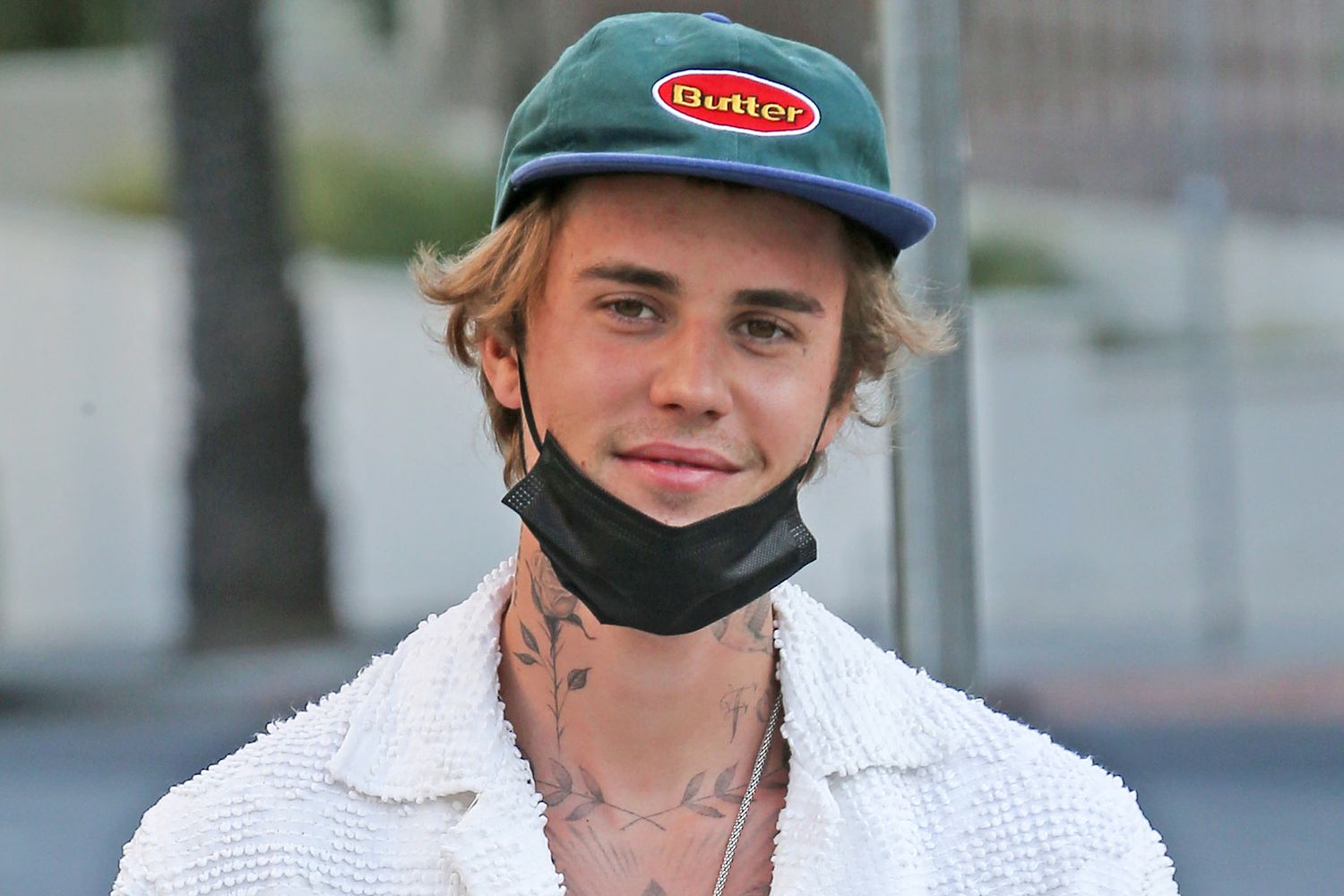 Justin Bieber Returns With Swag