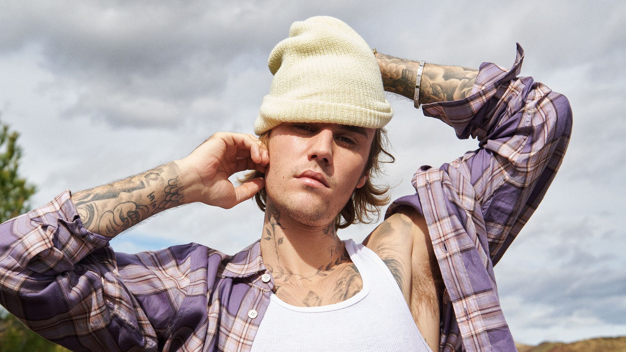 Justin Bieber Returns With Swag